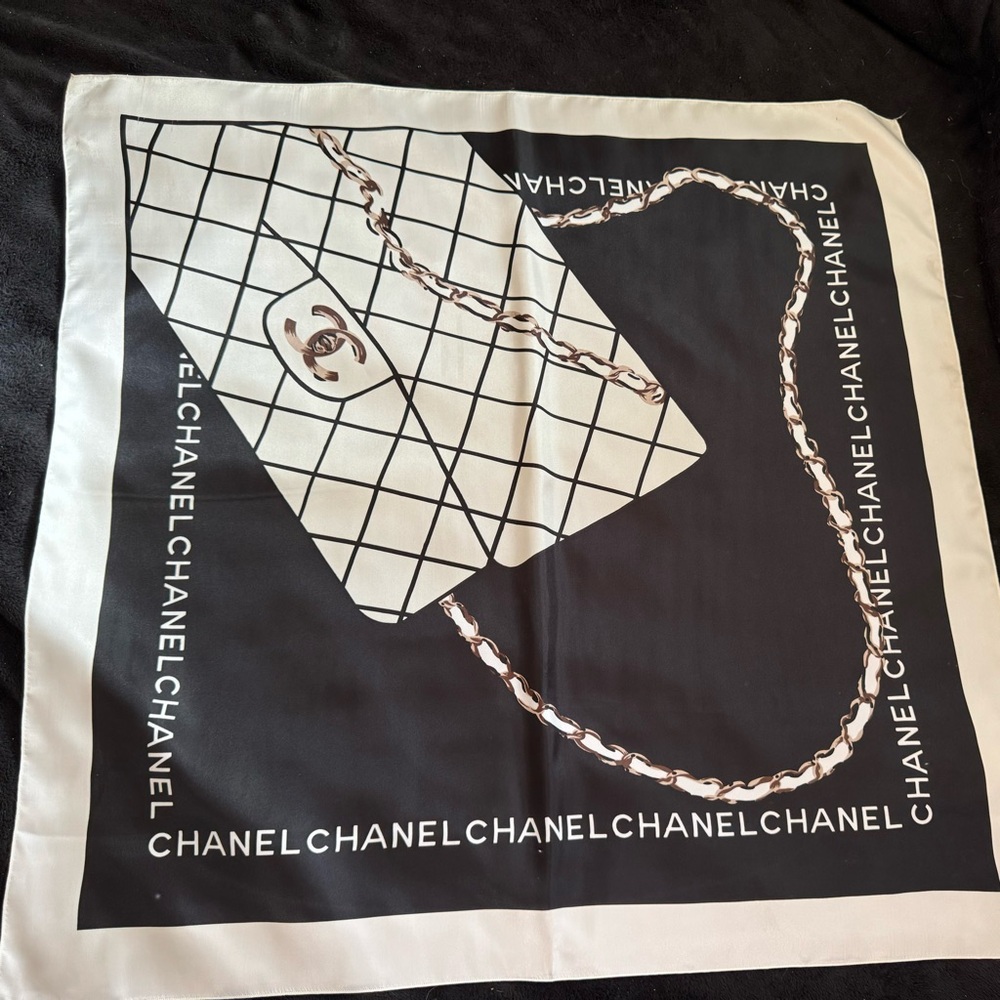Chanel Handbag Scarf 90cm Black White